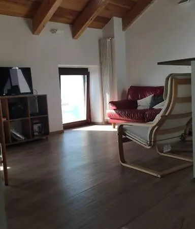 La Mansarda Di Crevari Apartment